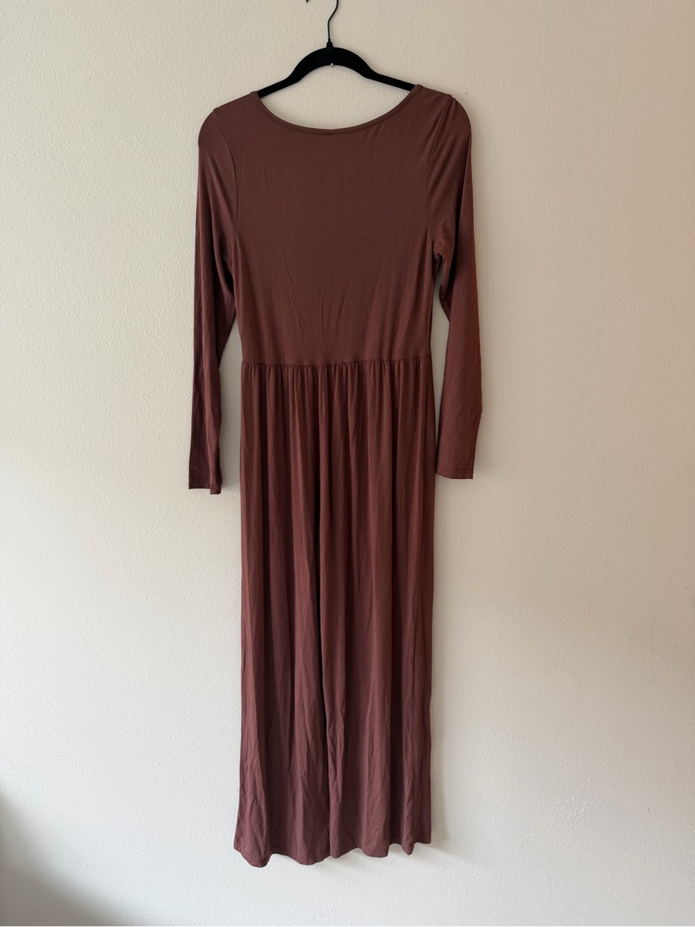 Wide-Leg Brown Jumpsuit - Picture 4 of 9